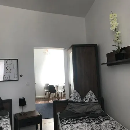 Mimalou Monteur 아파트